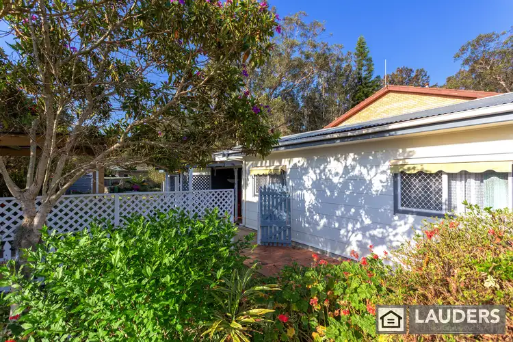 5 Farleigh Street, Old Bar NSW 2430