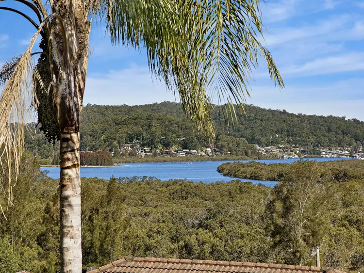 Fifth view of Homely house listing, 34 Treeview Place, Saratoga NSW 2251