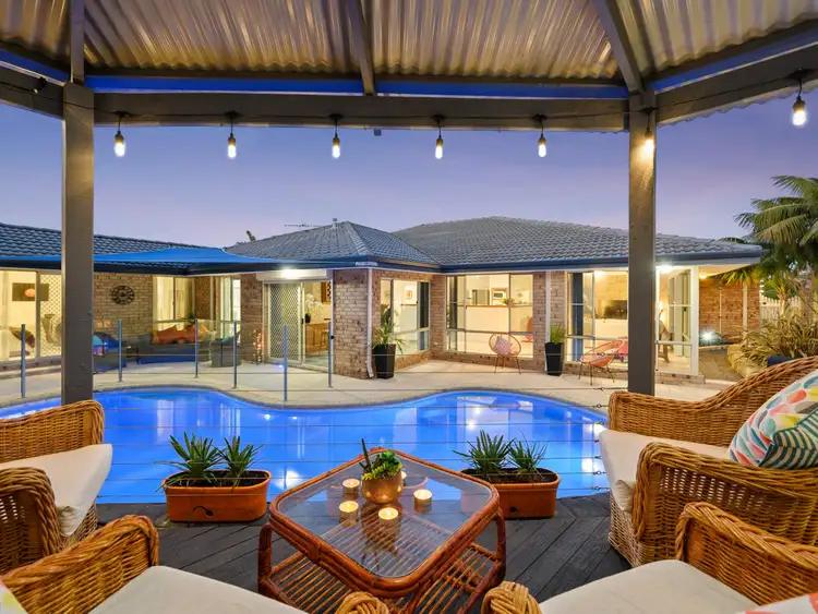 2 Oorama Court, Ocean Reef WA 6027