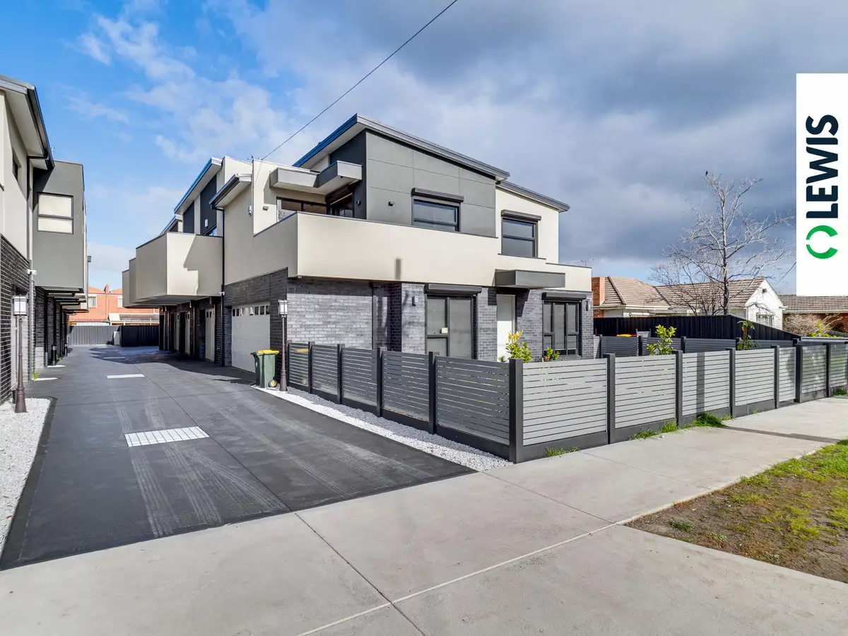 Main view of Homely townhouse listing, 11/7-9 Clovelly Avenue, Glenroy VIC 3046