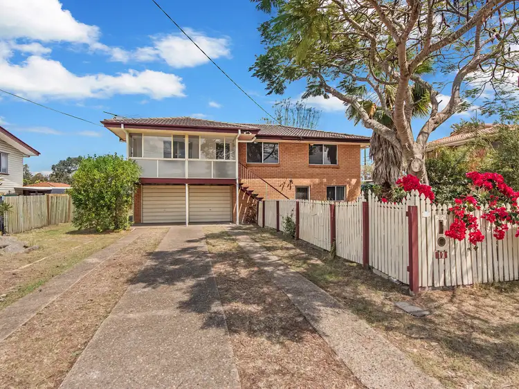 17 Trudy Street, Raceview QLD 4305