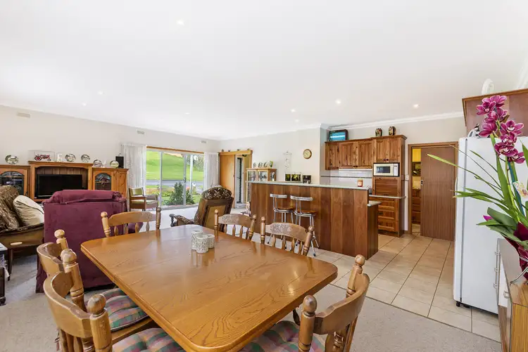 Fifth view of Homely house listing, 32 Botanic Road, Warrnambool VIC 3280