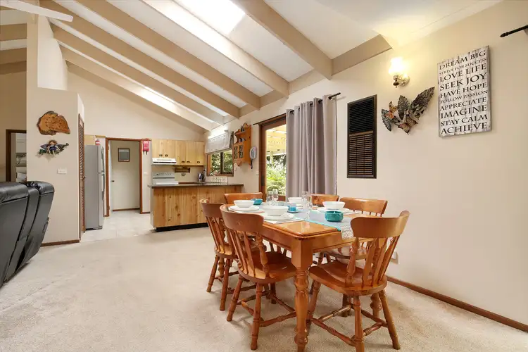 Sixth view of Homely house listing, 2 Mayo Court, Wandin North VIC 3139