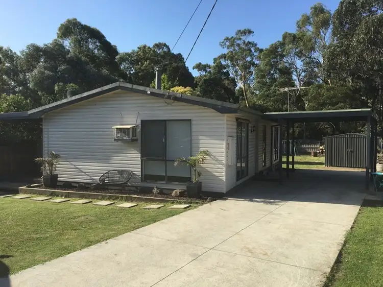13 Shirley Crescent, Woori Yallock VIC 3139