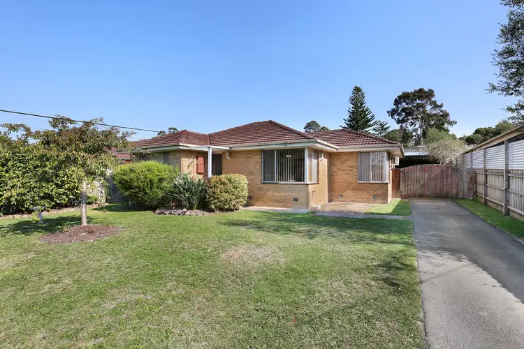 32 Balcombe Avenue, Mooroolbark VIC 3138