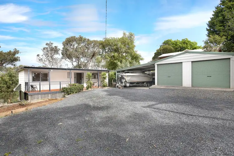 28 High Street, Seville East VIC 3139