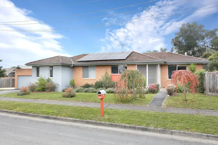 14 Hickman Place, Seville VIC 3139