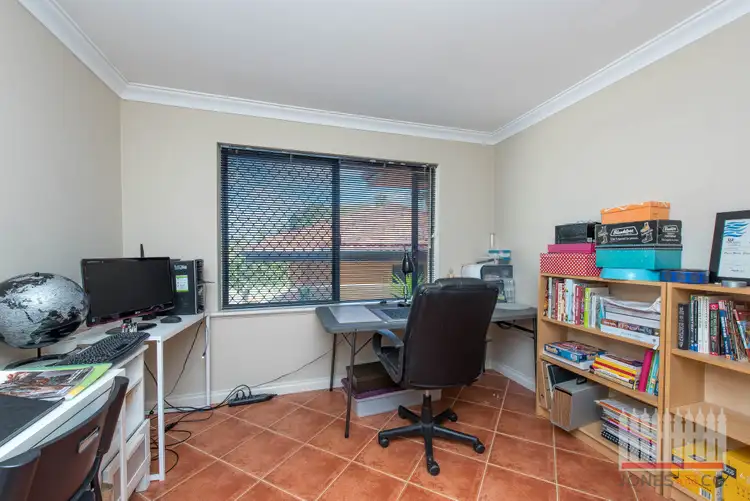 15 Flora Avenue, Bayswater WA 6053