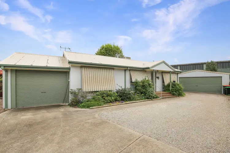 13 Stacey Street, Benalla VIC 3672