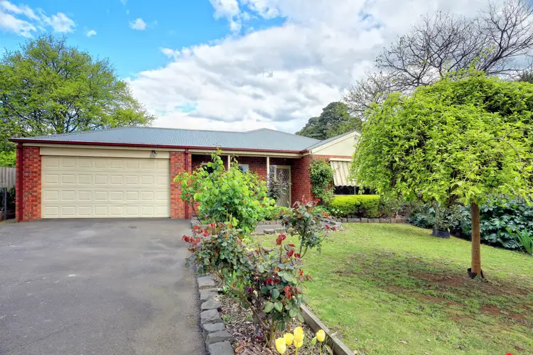 2 Kings Road, Emerald VIC 3782