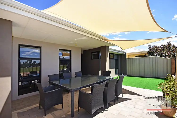 13 Sabro Lane, Caversham WA 6055