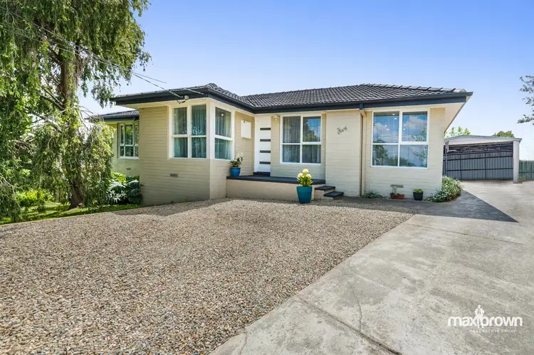 5 Masefield Avenue, Mooroolbark VIC 3138