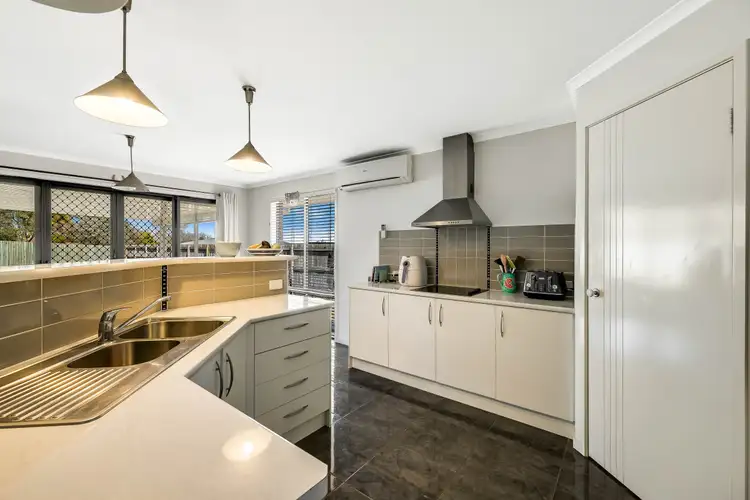22 Smythe Drive, Highfields QLD 4352
