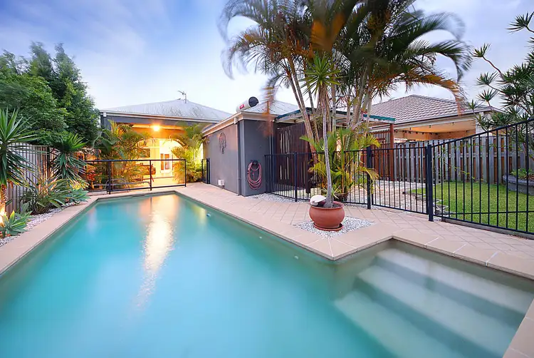 1 Rafael Place, Varsity Lakes QLD 4227