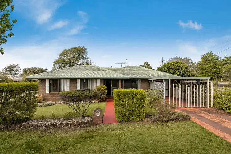 8 Aster Street, Centenary Heights QLD 4350
