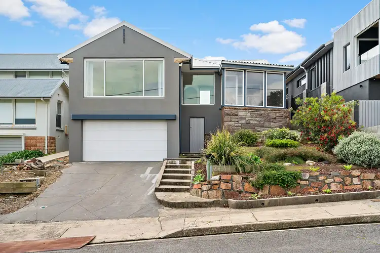 22 Wrightson Avenue, Bar Beach NSW 2300