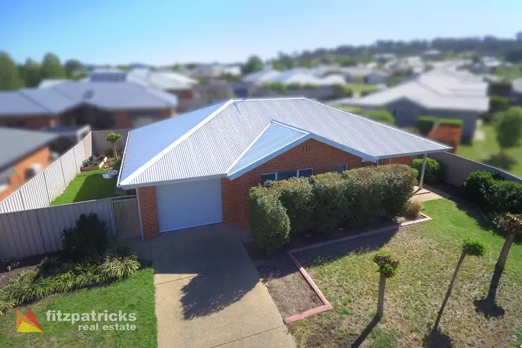 2/8 Wellington Avenue, Tatton NSW 2650