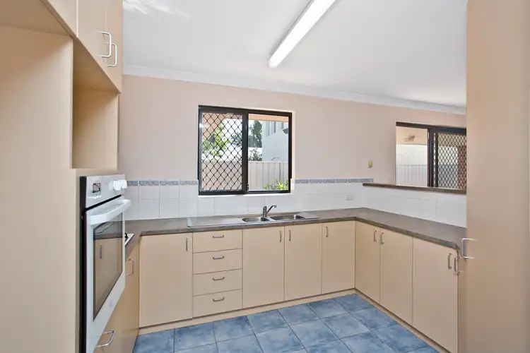 Fourth view of Homely villa listing, 4/11 Crocker Way, Innaloo WA 6018