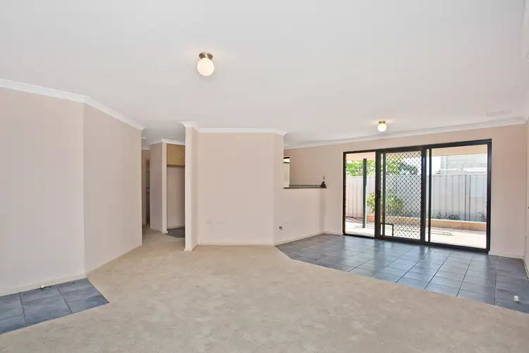 Fifth view of Homely villa listing, 4/11 Crocker Way, Innaloo WA 6018