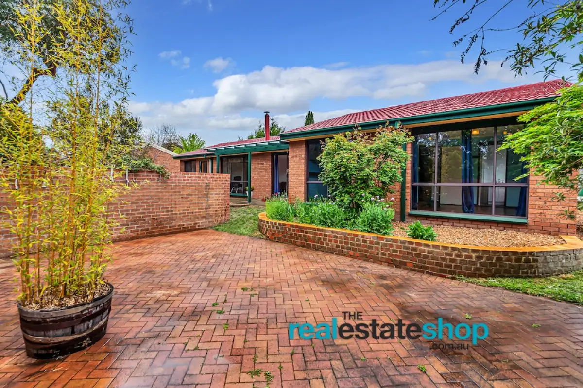 Main view of Homely house listing, 52 Stieglitz Circuit, Kambah ACT 2902
