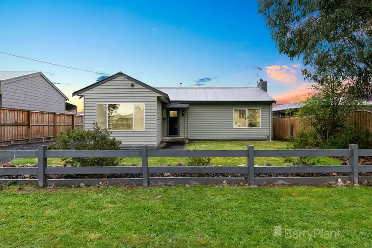 98 Loch Street, Yarragon VIC 3823