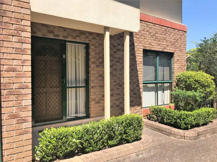 11 Hope Street