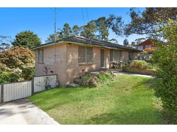2 Barton Street, Katoomba NSW 2780