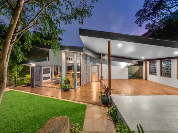 1 Langside Road, Hamilton QLD 4007
