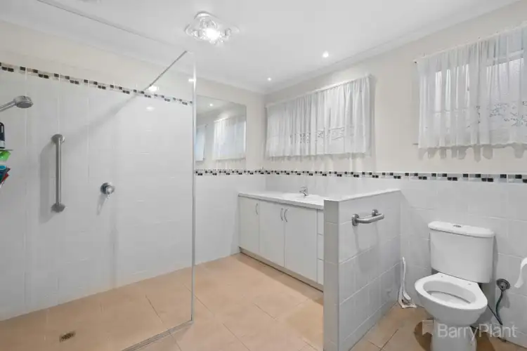 Sixth view of Homely unit listing, 6/20-22 Lampard Road, Drouin VIC 3818