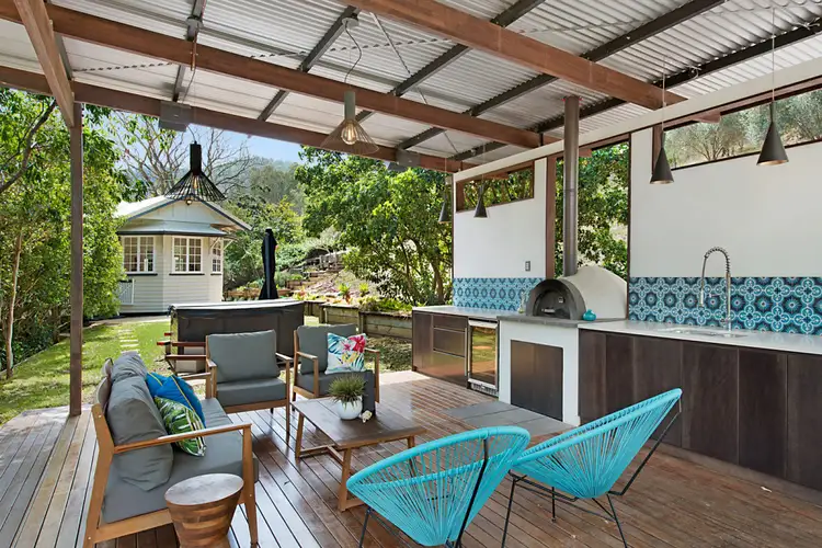 20 Vera Court, Samford Valley QLD 4520