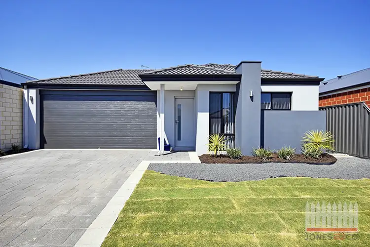 6 Simcoe Way, Caversham WA 6055