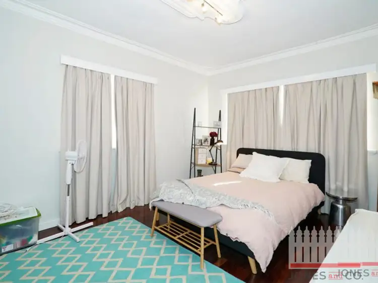 74 Broadway, Bassendean WA 6054