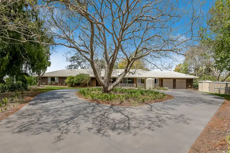 8 Spring Street, Middle Ridge QLD 4350