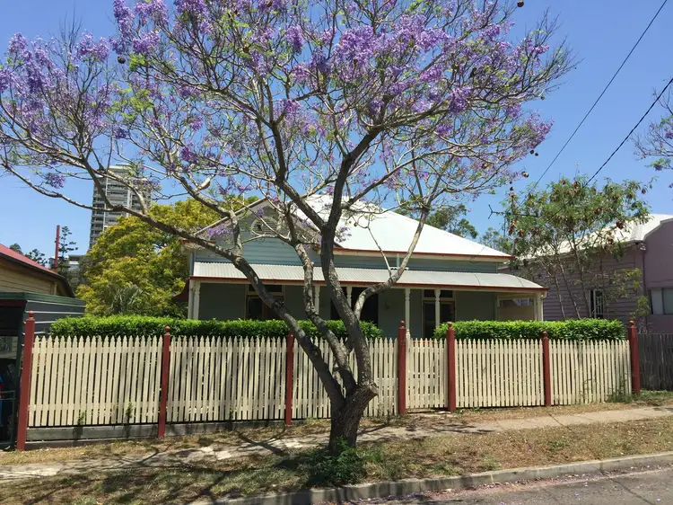 25 Blakeney Street, Highgate Hill QLD 4101