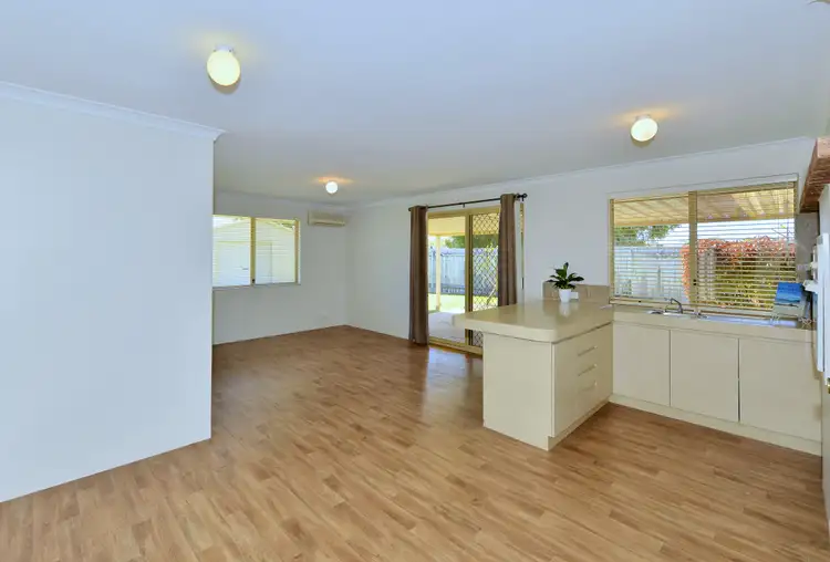 Fifth view of Homely house listing, 11 Balaka Gardens, Warnbro WA 6169