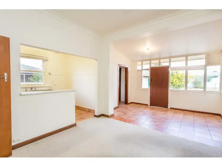 Fifth view of Homely house listing, 293 Wantigong Street, North Albury NSW 2640