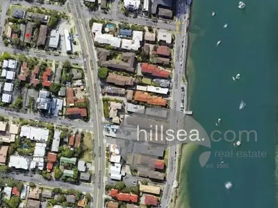 2/13 Baker Avenue, Labrador QLD 4215