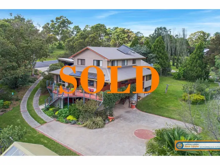16 Dangarsleigh Road, Armidale NSW 2350