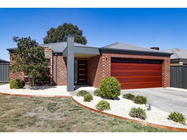 18 Speechley Court, Sale VIC 3850