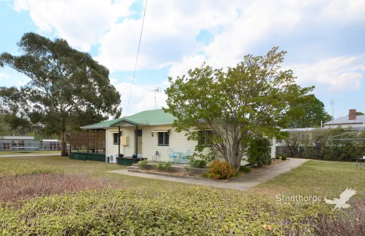 35 Tenterfield Street, Wallangarra QLD 4383