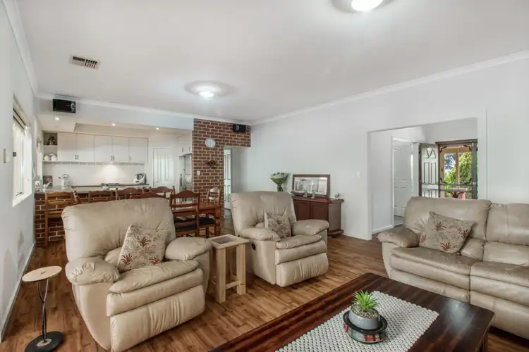 Second view of Homely house listing, 4 Cartland Court, Bedfordale WA 6112