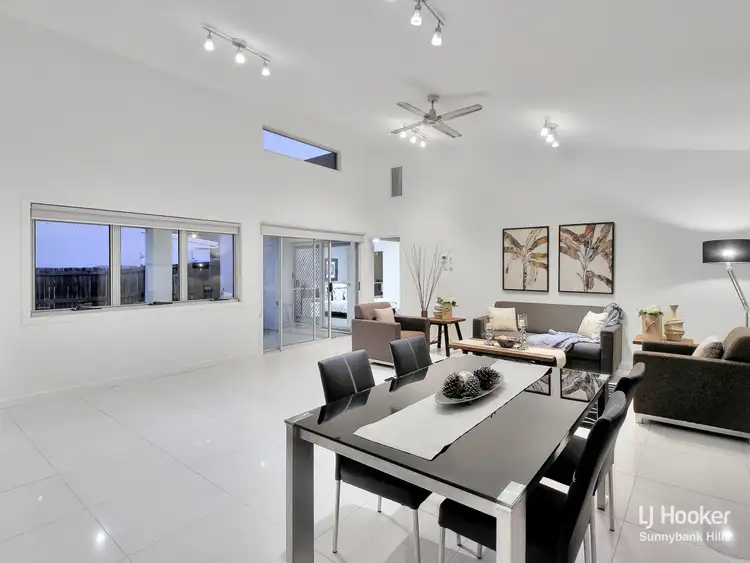 Fifth view of Homely house listing, 8 Aster Place, Calamvale QLD 4116