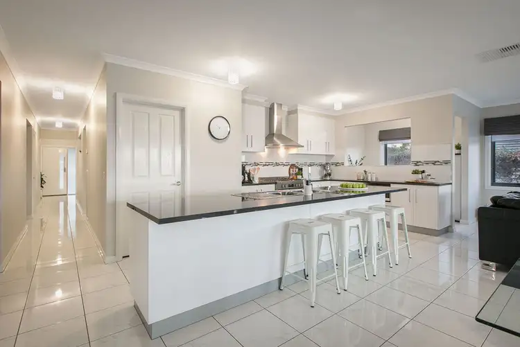Sixth view of Homely house listing, 84 Brewer Drive, Wodonga VIC 3690