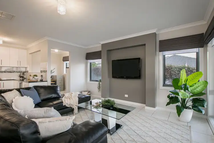 Seventh view of Homely house listing, 84 Brewer Drive, Wodonga VIC 3690