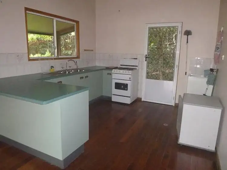 Second view of Homely house listing, 8 Smith Crescent, Paluma QLD 4816