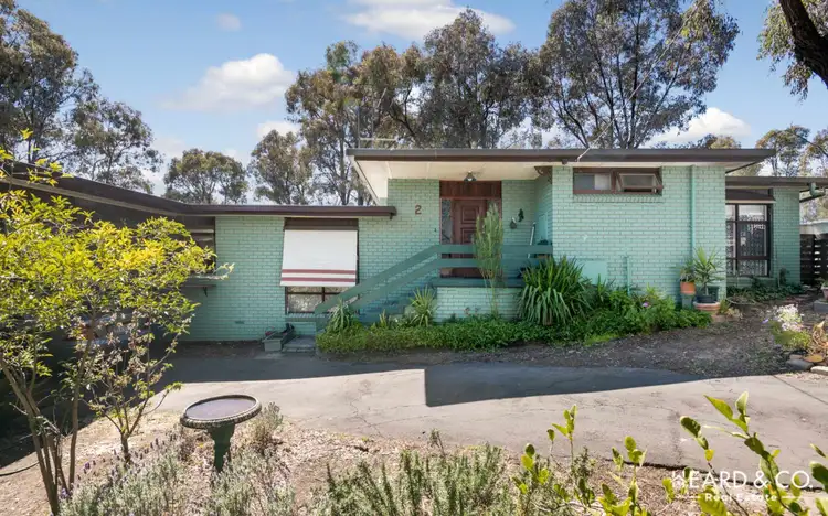2 Boyd Street, Quarry Hill VIC 3550