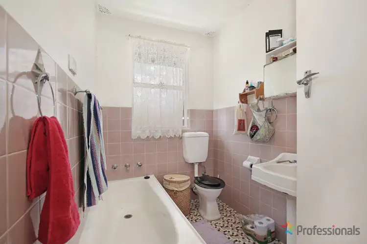 Third view of Homely unit listing, 1/164 Donnelly Street, Armidale NSW 2350