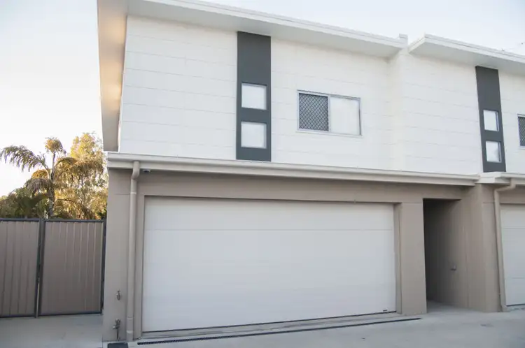 Main view of Homely townhouse listing, 7/9 Tanah Merah Avenue, Tanah Merah QLD 4128