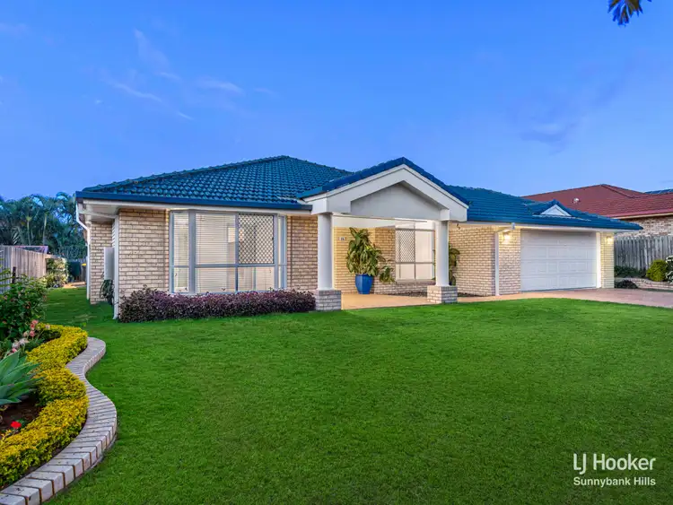 16 Cambridge Place, Wishart QLD 4122