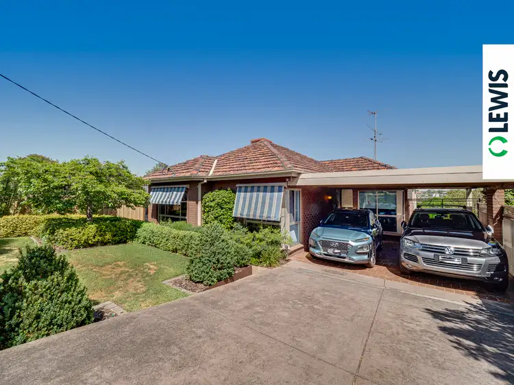 63 Hackett Street, Pascoe Vale South VIC 3044